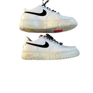 Nike Air Force 1 Low Pixel